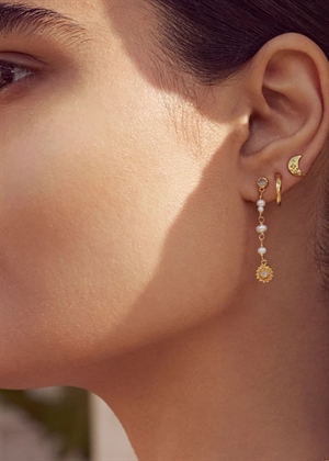 Sunniva earrings Forgyldt Maanesten